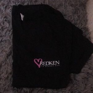 Redken extra large T-shirt